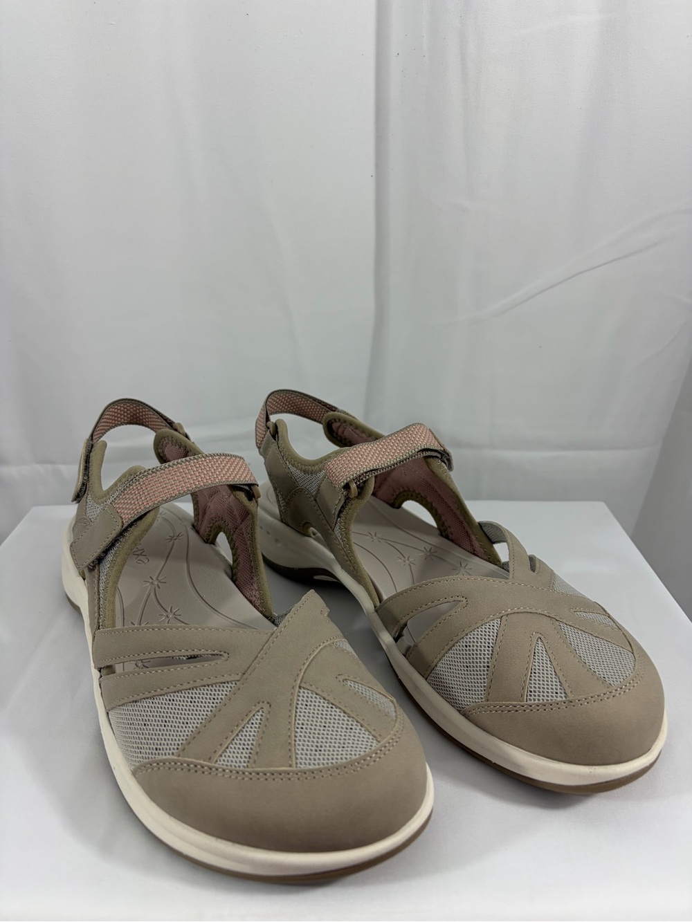 NWT Easy Spirit Women's Size 9 Taupe Pink Comfort Strap Sandals